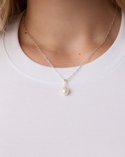 Pearl Parker Charm || option::Silver Plated