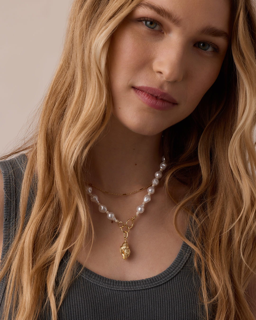 Gold Tulip Shell Charm Necklace || option::18K Gold Plated