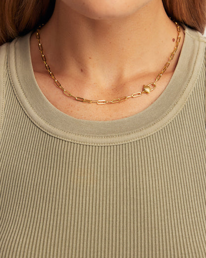 Scallop Padlock Necklace || option::18K Gold Plated